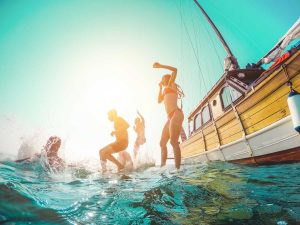 Why Tourists Love Private Yacht Experiences in Montenegro